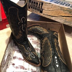 Corral Leather Black Angel Wing Cross Boots 7.5